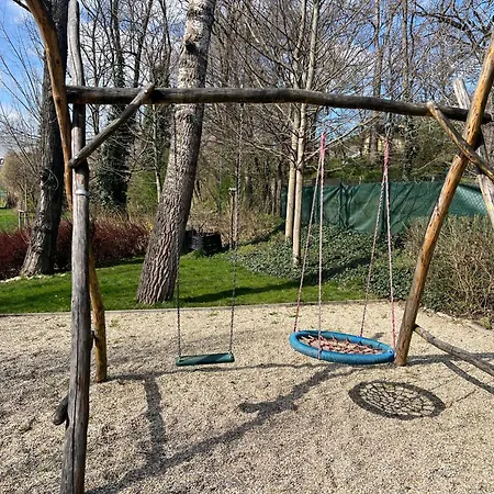Daire Forest Park Garden *